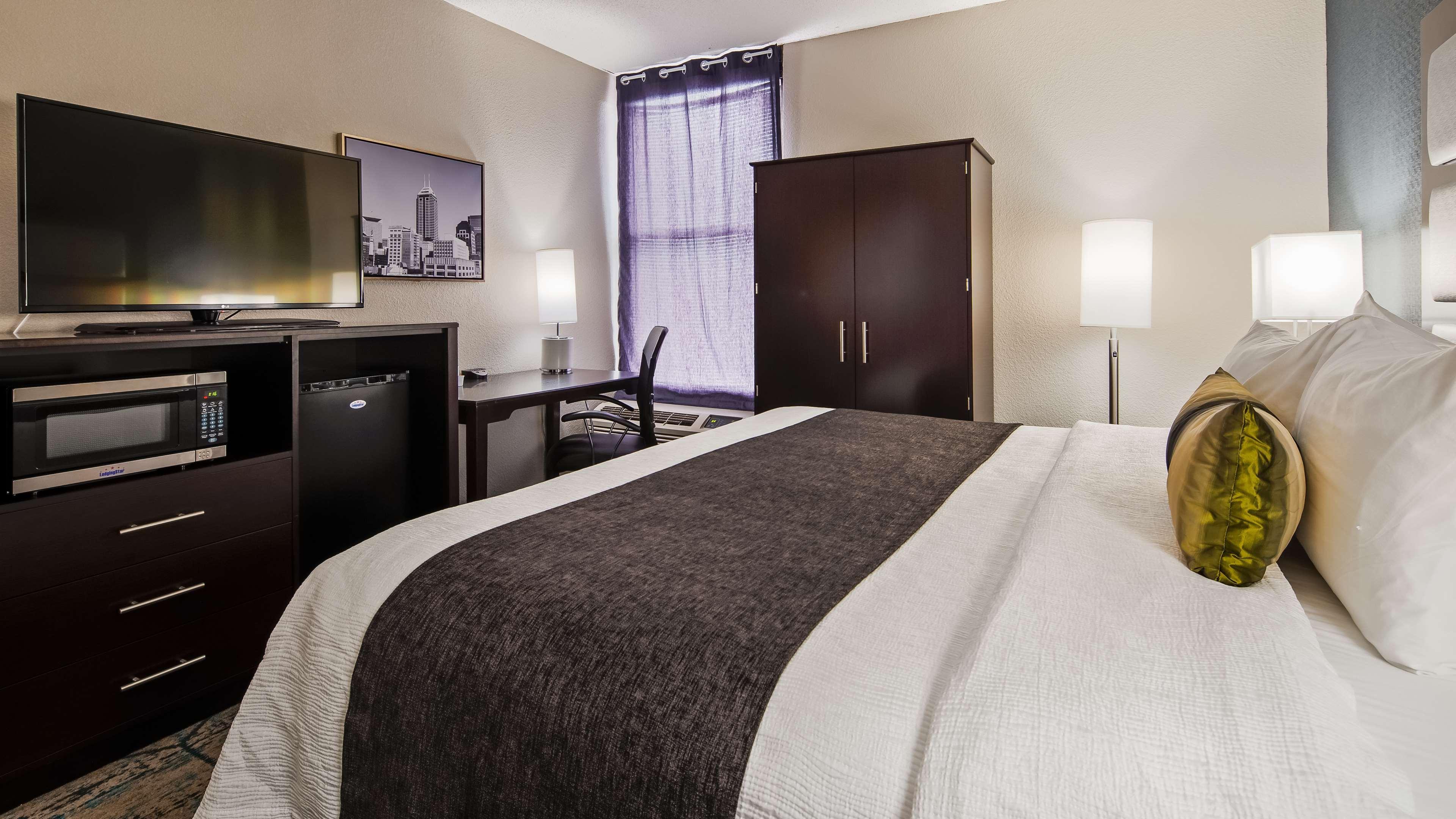 Best Western Plus Indianapolis Nw Hotel Exterior photo