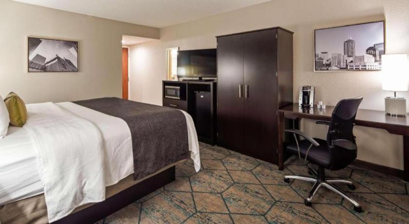 Best Western Plus Indianapolis Nw Hotel Exterior photo